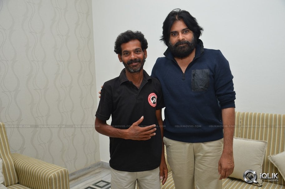 Pawan-Kalyan-Meets-West-Bengal-Fan